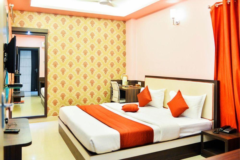 Hotel Janki International By Keymagics Varanasi Dış mekan fotoğraf
