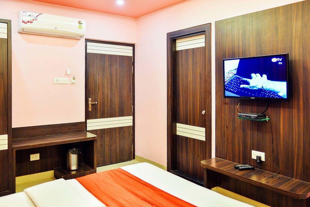 Hotel Janki International By Keymagics Varanasi Dış mekan fotoğraf