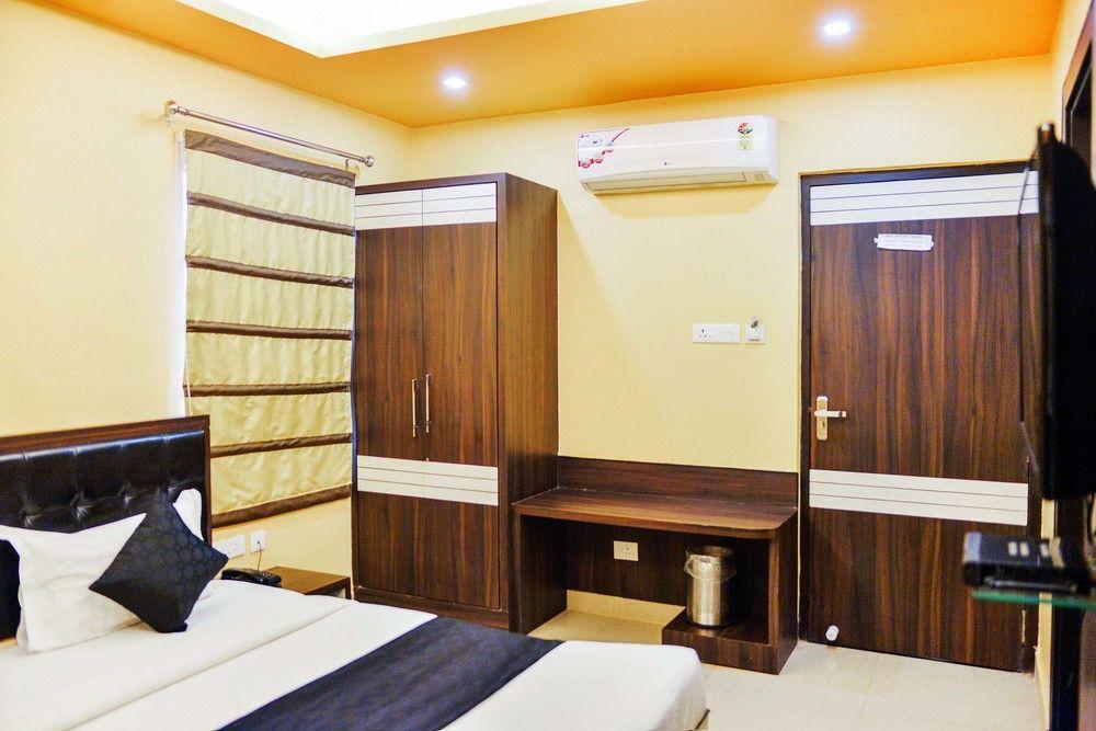 Hotel Janki International By Keymagics Varanasi Dış mekan fotoğraf